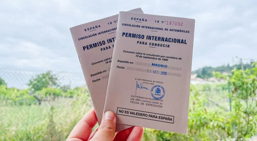 Permiso internacional de conducir: qué es, cómo obtenerlo y dónde solicitarlo
